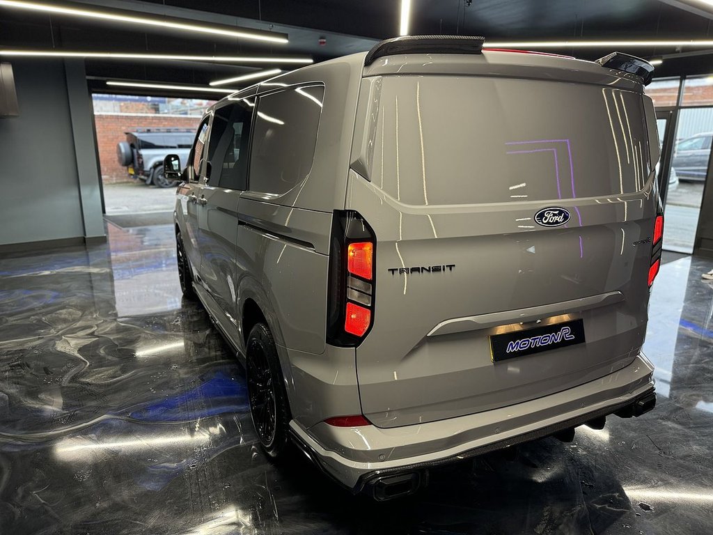 USED 2024 74 FORD TRANSIT CUSTOM 2.0 320 EcoBlue Limited Crew Van Double Cab 5dr Diesel Auto L2 H1 Euro 6 (s/s) (170 ps) 