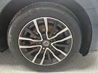 USED 2017 67 VOLVO V40 2.0 T2 Momentum Nav Plus Hatchback 5dr Petrol Manual Euro 6 (s/s) (122 ps) 