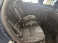 USED 2017 67 VOLVO V40 2.0 T2 Momentum Nav Plus Hatchback 5dr Petrol Manual Euro 6 (s/s) (122 ps) 