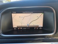 USED 2017 67 VOLVO V40 2.0 T2 Momentum Nav Plus Hatchback 5dr Petrol Manual Euro 6 (s/s) (122 ps) 