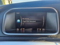 USED 2017 67 VOLVO V40 2.0 T2 Momentum Nav Plus Hatchback 5dr Petrol Manual Euro 6 (s/s) (122 ps) 