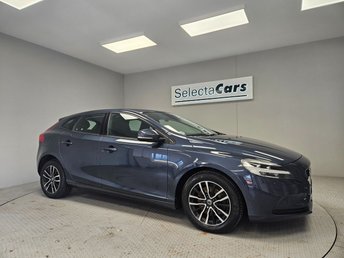 View our VOLVO V40