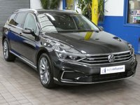 USED 2020 70 VOLKSWAGEN PASSAT 1.4 TSI 13kWh GTE Advance Estate 5dr Petrol Plug-in Hybrid DSG Euro 6 (s/s) (218 ps) SAT NAV LEATHER HEATED SEATS CRUISE CONTROL PARKING SENSORS 1 OWNER SERVICE HISTORY WARRANTY