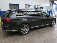 USED 2020 70 VOLKSWAGEN PASSAT 1.4 TSI 13kWh GTE Advance Estate 5dr Petrol Plug-in Hybrid DSG Euro 6 (s/s) (218 ps) SAT NAV LEATHER HEATED SEATS CRUISE CONTROL PARKING SENSORS 1 OWNER SERVICE HISTORY WARRANTY