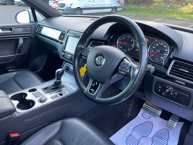 2016 VOLKSWAGEN TOUAREG - Photo 7