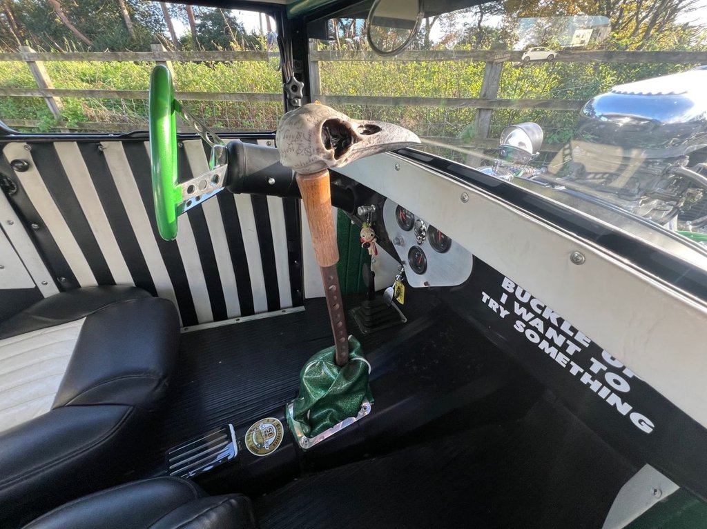 USED 1929 FORD MODEL A STEEL BODY SEDAN // 5700cc // 355ci Chevy Small Block // px swap 