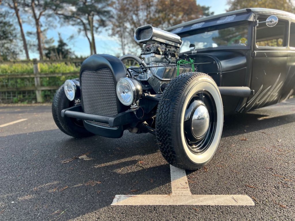 USED 1929 FORD MODEL A STEEL BODY SEDAN // 5700cc // 355ci Chevy Small Block // px swap 