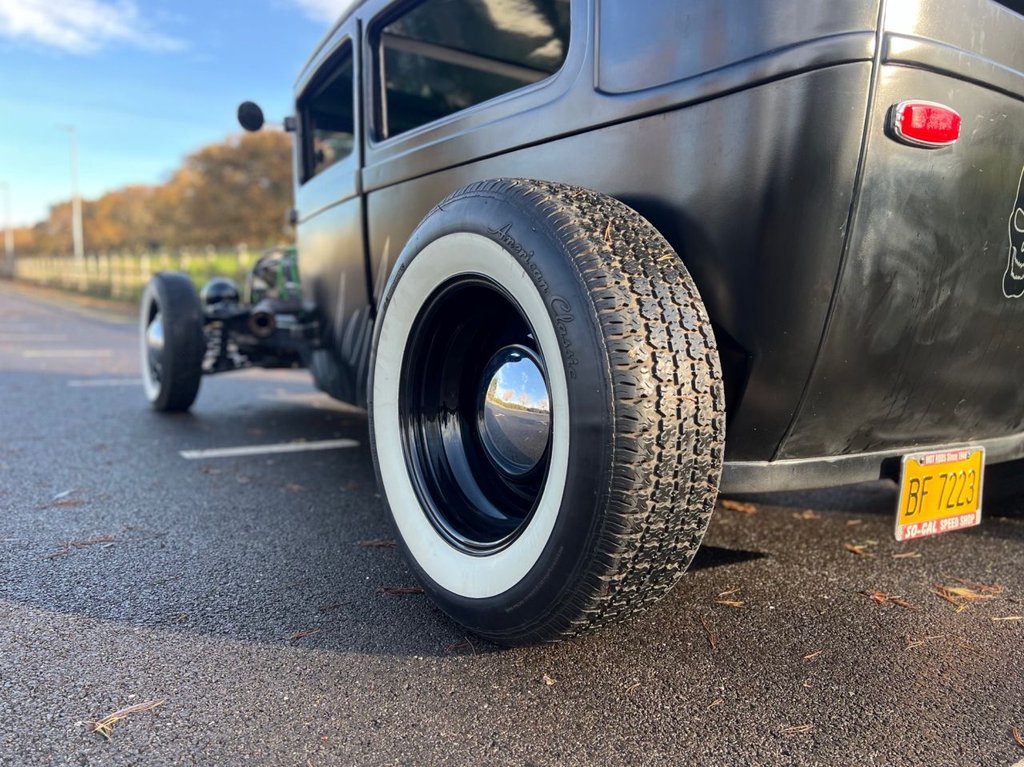USED 1929 FORD MODEL A STEEL BODY SEDAN // 5700cc // 355ci Chevy Small Block // px swap 