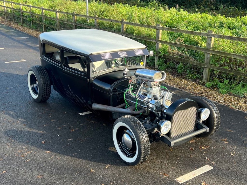 USED 1929 FORD MODEL A STEEL BODY SEDAN // 5700cc // 355ci Chevy Small Block // px swap 