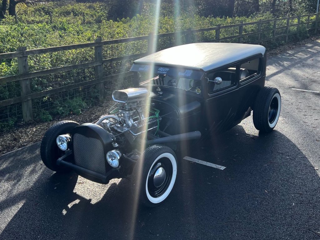 USED 1929 FORD MODEL A STEEL BODY SEDAN // 5700cc // 355ci Chevy Small Block // px swap 