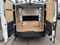 USED 2015 15 VAUXHALL VIVARO 1.6 CDTi 2900 ecoFLEX Panel Van 5dr Diesel Manual L1 H1 Euro 5 (s/s) (90 ps) 