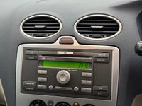 USED 2005 05 FORD FOCUS 1.6 Zetec Climate Hatchback 5dr Petrol Manual (161 g/km, 99 bhp) 