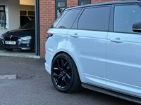 USED 2015 65 LAND ROVER RANGE ROVER SPORT 3.0 SD V6 HSE Dynamic SUV 5dr Diesel Auto 4WD Euro 6 (s/s) (306 ps) BARUGZAI