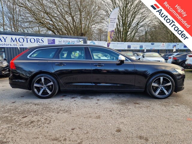 View our VOLVO V90