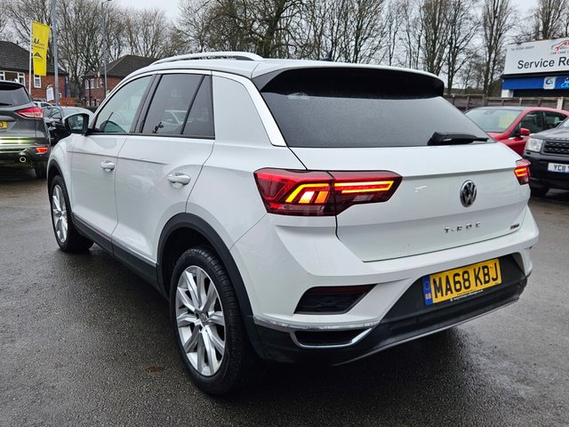 View our VOLKSWAGEN T-ROC