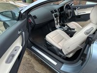 USED 2011 04 VOLVO C70 2.0 D4 SE Convertible 2dr Diesel Geartronic Euro 5 (177 ps) 