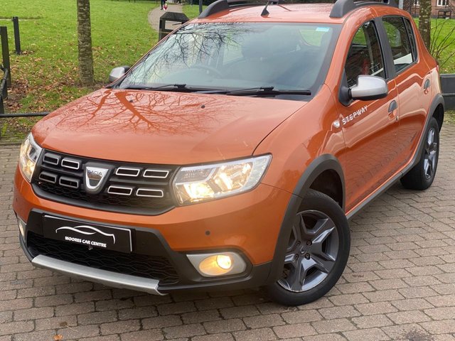 2017 67 Dacia Sandero Stepway 0.9 TCe SE Summit Hatchback 5dr Petrol Manual Euro 6 (s/s) (90 ps)