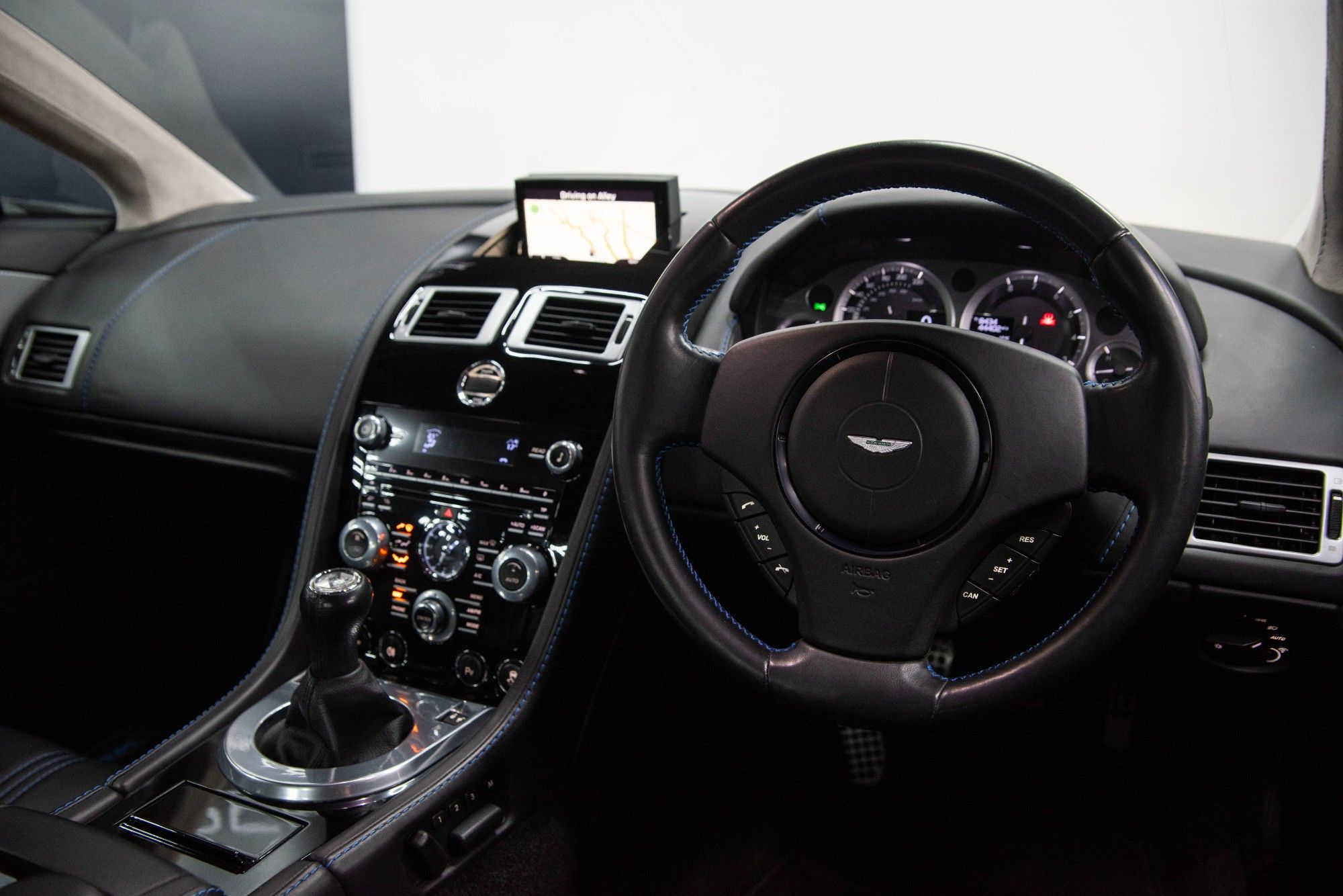 USED 2014 64 ASTON MARTIN VANTAGE 4.7 V8 S Coupe Manual  