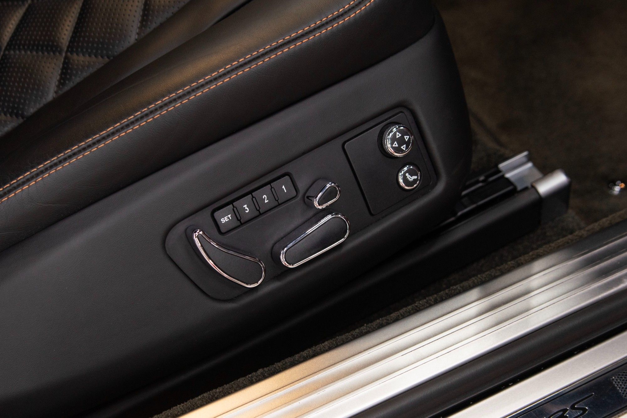 USED 2017 BENTLEY CONTINENTAL 4.0 V8 GT S Coupe 