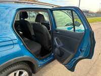 USED 2020 70 VOLKSWAGEN T-CROSS 1.0 TSI SE SUV 5dr Petrol Manual Euro 6 (s/s) (110 ps) CRUISE CONTROL* BLUETOOTH PHONE & AUDIO* DAB RADIO* USB POINTS IN THE FRONT & REAR* AIR CONDITIONING* ROOF RAILS* 17 " ALLOY WHEELS* MULTI FUNCTION STEERING WHEEL*