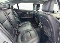 USED 2013 13 JAGUAR XF 2.2d Premium Luxury Saloon 4dr Diesel Auto Euro 5 (s/s) (200 ps) 