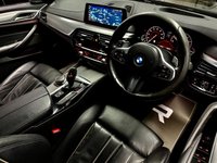 USED 2018 18 BMW 5 SERIES 3.0 540i M Sport Touring 5dr Petrol Auto xDrive Euro 6 (s/s) (340 ps) HK |Adaptive LED | Rev Camera