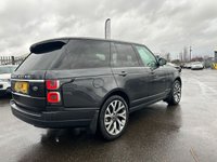 USED 2019 19 LAND ROVER RANGE ROVER 3.0 SD V6 Vogue SE SUV 5dr Diesel Auto 4WD Euro 6 (s/s) (275 ps) A STUNNING ADDITION TO OUR FORECOURT+FINISHED IN EVER METALLIC GREY PAINT+4 WHEEL DRIVE+ONLY 1 FORMER KEEPER+SERVICE HISTORY+DIESEL+AUTOMATIC+ULEZ COMPLIANT+PRIVACY GLASS+CRUISE CONTROL+PARKING CAMERAS+FULL LEATHER INTERIOR+FULL PANORAMIC GLASS ROOF+SATELLITE NAVIGATION+LIMATE CONTROL+21 INCH ALLOY WHEELS+COST NEW &pound;86685 MAKING THIS USED VEHICLE PHENOMENAL VALUE AT OUR LOW PRICE+CALL NOW FOR MORE INFORMATION AND TO ARRANGE A VIEWING+READY TO DRIVE AWAY TODAY!!!!!!!!!!!!!!!!!!!!!!!!!!!!!!