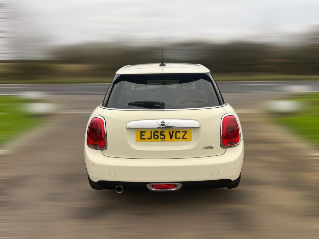 Mini Hatch Rear MINI Hatch 1.2 One Hatchback 5dr Petrol Manual Euro 6 (s/S) (102 Ps)