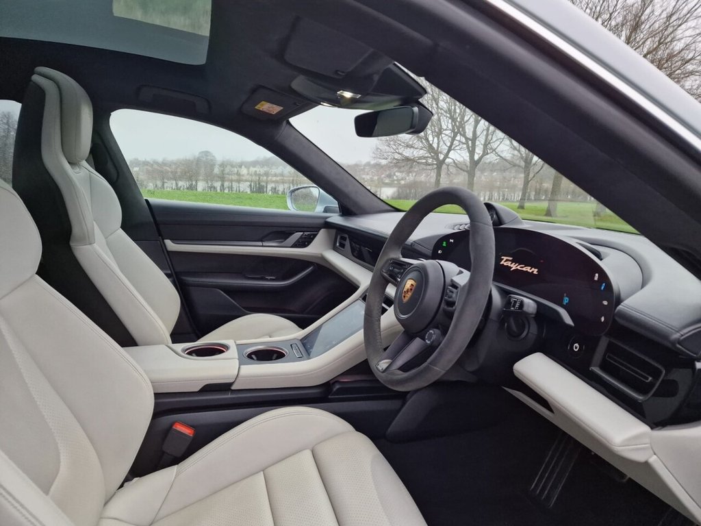 USED 2021 71 PORSCHE TAYCAN Performance Plus 93.4kWh Turbo Saloon 4dr Electric Auto 4WD (11kW Charger) (680 ps) FINANCE AVAILABLE