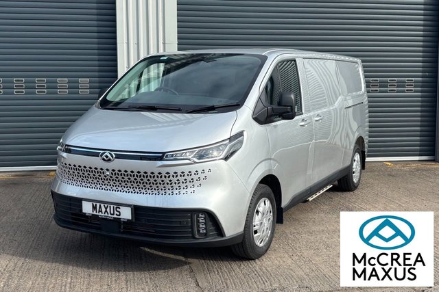View our MAXUS Deliver 7