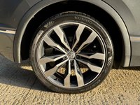 USED 2020 20 VOLKSWAGEN TIGUAN 2.0 TDI R-Line Tech SUV 5dr Diesel DSG 4Motion Euro 6 (s/s) (190 ps) 20s PAN ROOF FSH LEATHER SUNRO