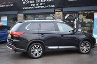 USED 2018 68 MITSUBISHI OUTLANDER 2.2 DI-D 4 SUV 5dr Diesel Auto 4WD Euro 6 (147 ps) HIGH SPEC NICE LOOKING CAR
