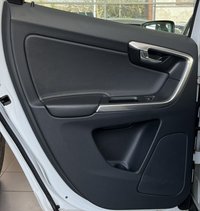 USED 2015 65 VOLVO XC60 2.0 D4 R-Design Lux Nav SUV 5dr Diesel Auto Euro 6 (s/s) (190 ps) Winter Pack