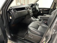 USED 2015 15 LAND ROVER DISCOVERY 4 3.0 SD V6 HSE Luxury SUV 5dr Diesel Auto 4WD Euro 6 (s/s) (256 bhp) *NEW MOT & SERVICE - TIMING DONE*