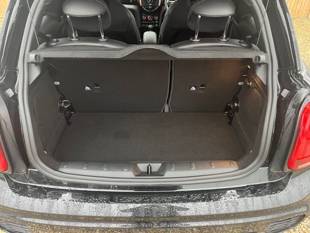 2020 MINI HATCH - Photo 11