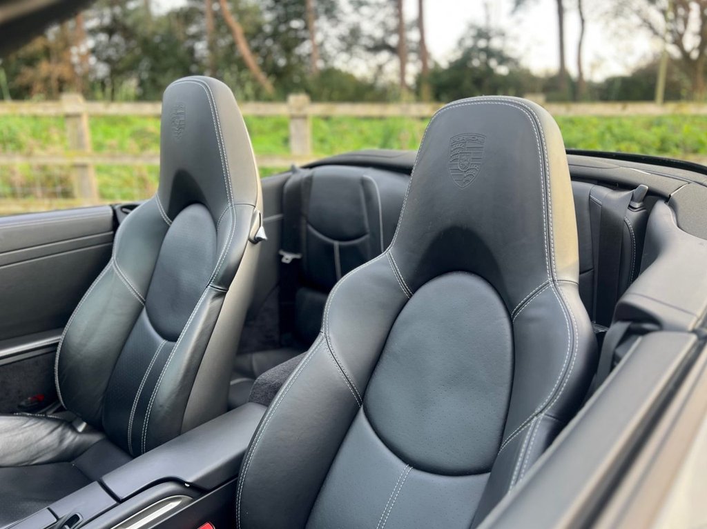 USED 2009 59 PORSCHE 911 997 Carrera Cabriolet // 3.6 PDK (Gen 2) (233 g/km, 345 bhp) // px swap 
