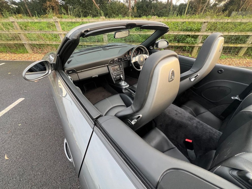 USED 2009 59 PORSCHE 911 997 Carrera Cabriolet // 3.6 PDK (Gen 2) (233 g/km, 345 bhp) // px swap 