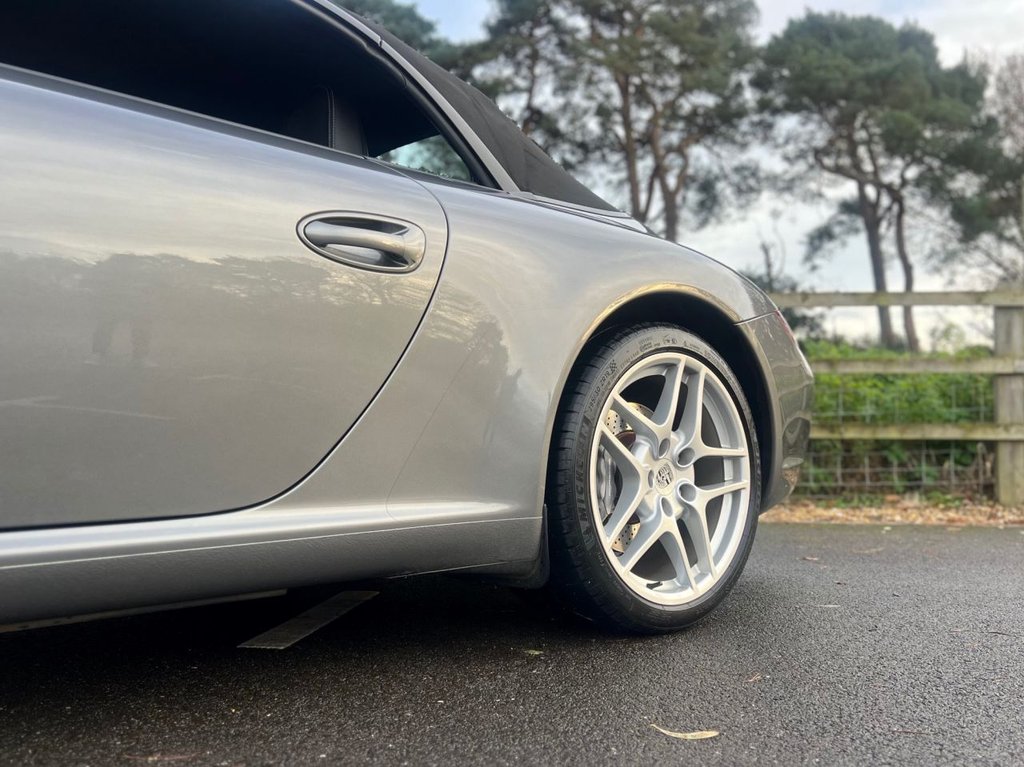 USED 2009 59 PORSCHE 911 997 Carrera Cabriolet // 3.6 PDK (Gen 2) (233 g/km, 345 bhp) // px swap 