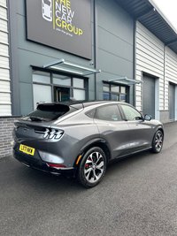USED 2021 71 FORD MUSTANG MACH-E Extended Range 91kWh SUV 5dr Electric Automatic AWD (351 ps) 