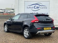 USED 2013 63 VOLVO V40 CROSS COUNTRY 2.0 D3 SE Nav Hatchback 5dr Diesel Geartronic Euro 5 (s/s) (150 ps) www.suffolkcarcentre.co.uk - Located at Lowestoft