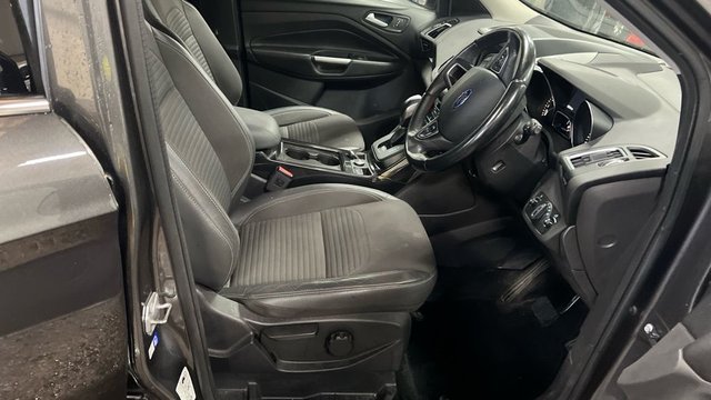 2018 FORD KUGA - Photo 8