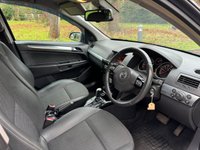 USED 2007 56 VAUXHALL ASTRA 1.8i 16v Design Estate 5dr Petrol Automatic (187 g/km, 138 bhp) 