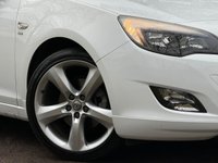 USED 2011 11 VAUXHALL ASTRA 1.6T 16v SRi Hatchback 5dr Petrol Manual Euro 5 (180 ps) 