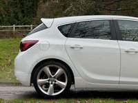 USED 2011 11 VAUXHALL ASTRA 1.6T 16v SRi Hatchback 5dr Petrol Manual Euro 5 (180 ps) 