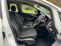 USED 2011 11 VAUXHALL ASTRA 1.6T 16v SRi Hatchback 5dr Petrol Manual Euro 5 (180 ps) 