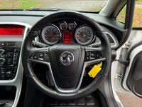 USED 2011 11 VAUXHALL ASTRA 1.6T 16v SRi Hatchback 5dr Petrol Manual Euro 5 (180 ps) 