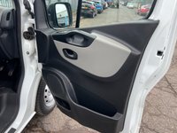 USED 2019 19 RENAULT TRAFIC 1.6 dCi ENERGY 27 Business **FINANCE AVAILABLE** 