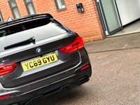 USED 2019 69 BMW 5 SERIES 3.0 530d M Sport Touring 5dr Diesel Auto xDrive Euro 6 (s/s) (265 ps) M PERFORMANCE