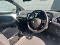 USED 2022 71 TOYOTA AYGO 1.0 VVT-i x-trend Hatchback 5dr Petrol x-shift Euro 6 (Safety Sense) (71 ps) Climate Control, Bluetooth Connectivity, Voice Control, USB, Aux In, Kane Departure Warning, PaddleShift Gear Change, Privacy Glass, Internet Access, DAB Radio, Apple CarPlay, Android Auto, Reverse Parking Camera, LED Running Lights and Auto Headlights. A perfect 1st time driver car with low insurance!!