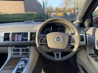 USED 2012 62 JAGUAR XF 2.2d Portfolio Saloon 4dr Diesel Auto Euro 5 (s/s) (200 ps) 
